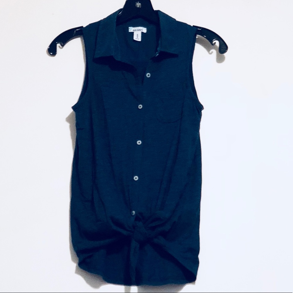 Old Navy Sleeveless T-shirt